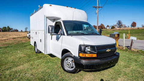 2016 Chevrolet Express for sale at Fruendly Auto Source in Moscow Mills MO