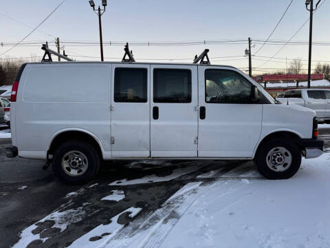 2017 GMC Savana 2500