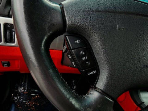 2002 Ford Thunderbird Deluxe