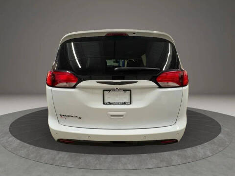 2019 Chrysler Pacifica Touring Plus
