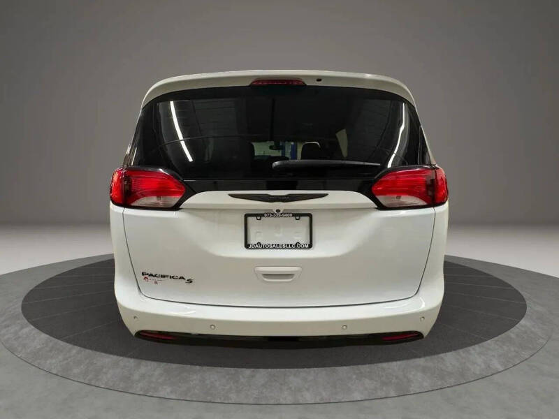 2019 Chrysler Pacifica Touring Plus