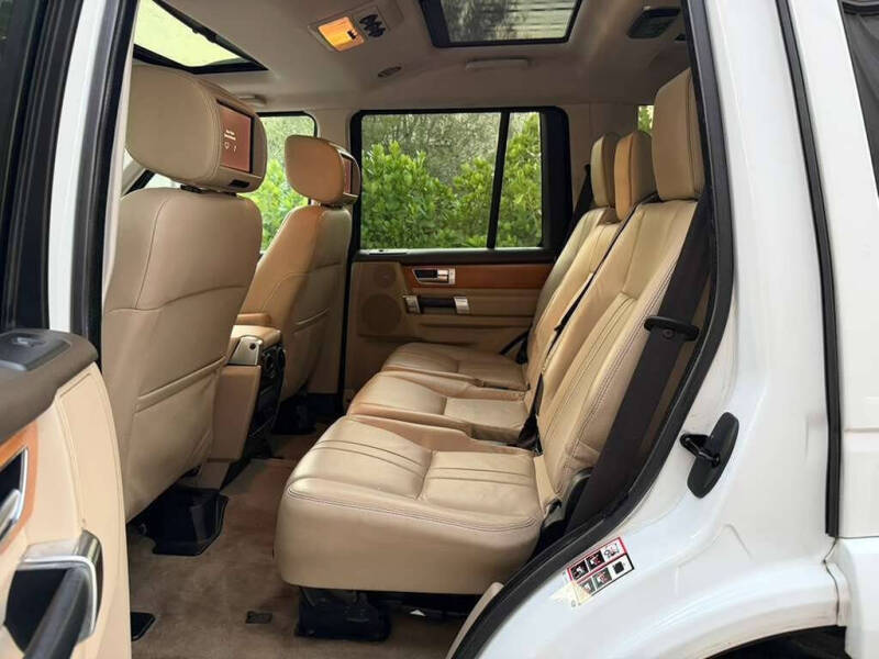 2015 Land Rover LR4 HSE