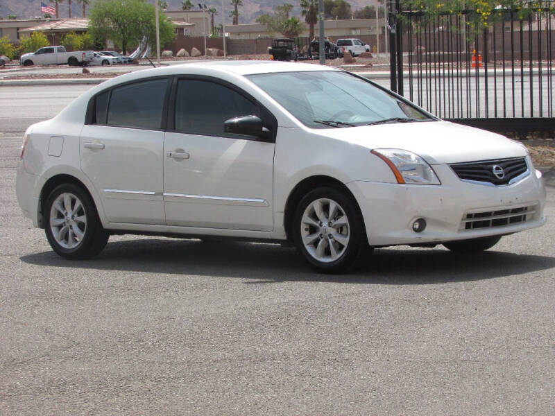 2010 Nissan Sentra S's photo