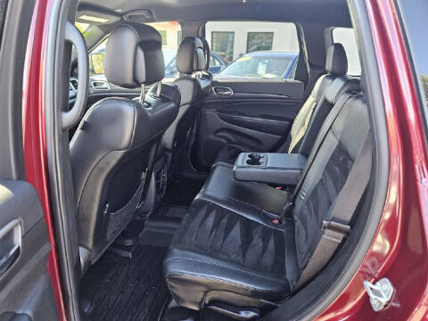 2017 Jeep Grand Cherokee Laredo