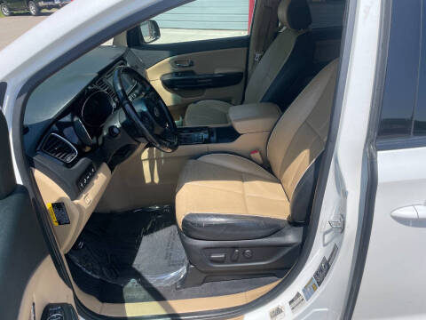 2016 Kia Sedona SX