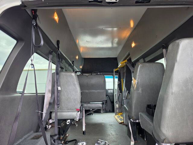 2009 Ford E-Series E-350 SD