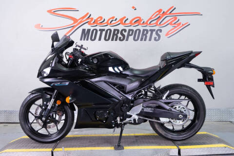 2023 Yamaha YZF-R3 ABS