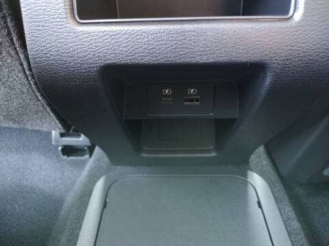 2025 Mitsubishi Outlander PHEV SE