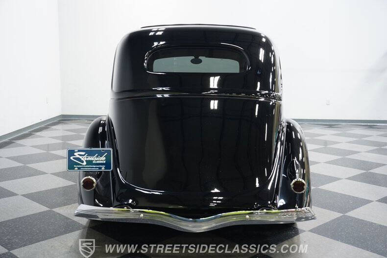 1936 Ford Tudor