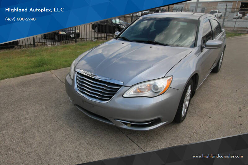 2013 Chrysler 200 for sale at Highland Autoplex, LLC in Dallas TX