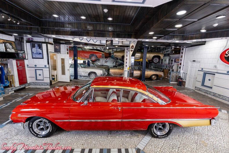 1961 Ford Starliner