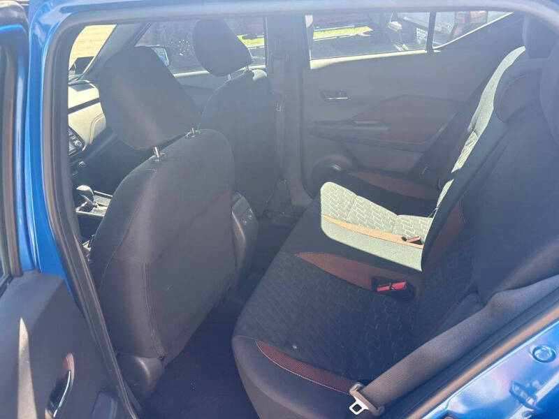 2024 Nissan Kicks SR