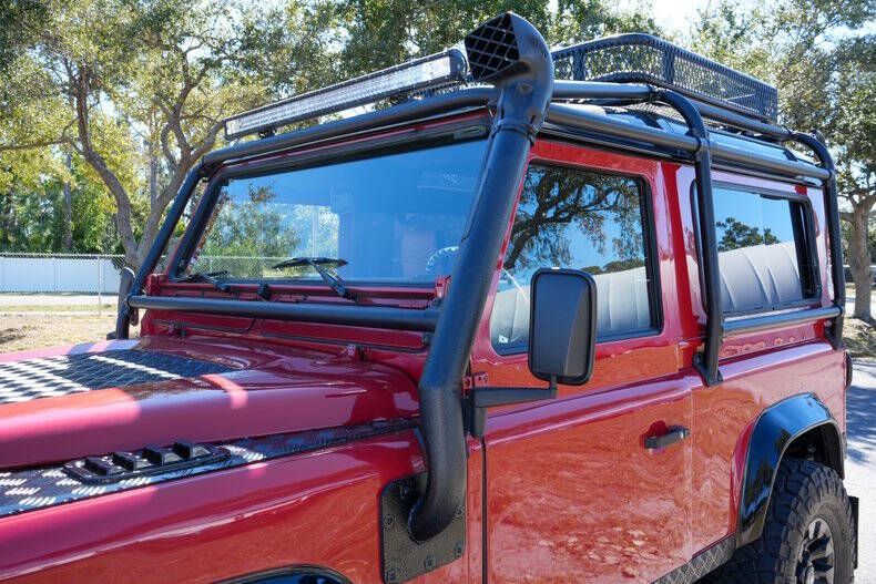 1991 Land Rover Defender