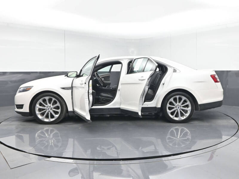 2018 Ford Taurus Limited