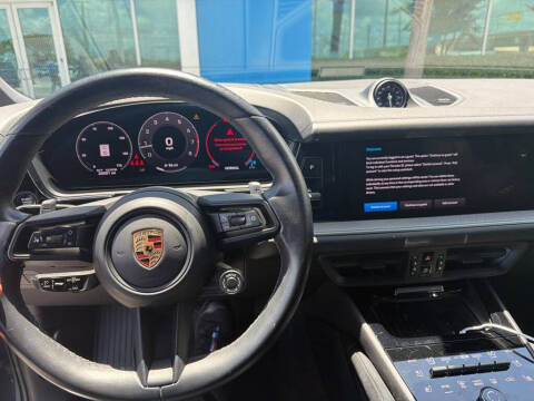 2024 Porsche Cayenne Coupe