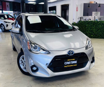 2016 Toyota Prius c Three