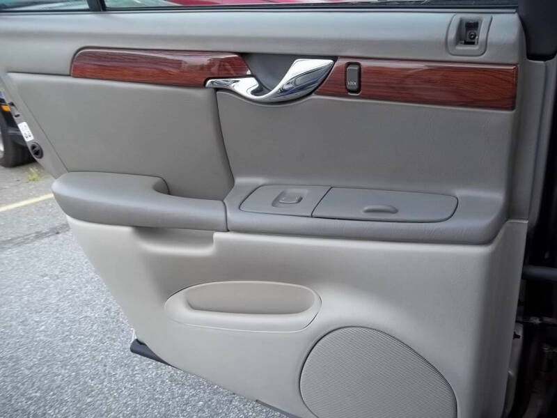 2004 Cadillac DeVille