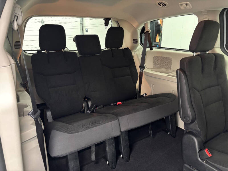 2017 Dodge Grand Caravan SE