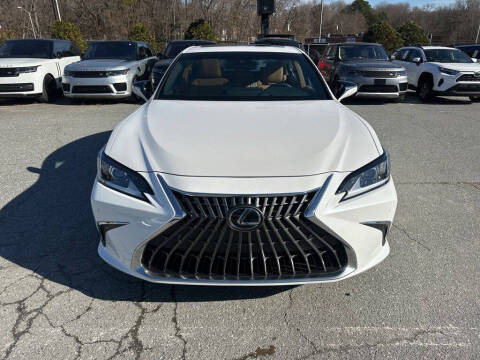2023 Lexus ES 300h