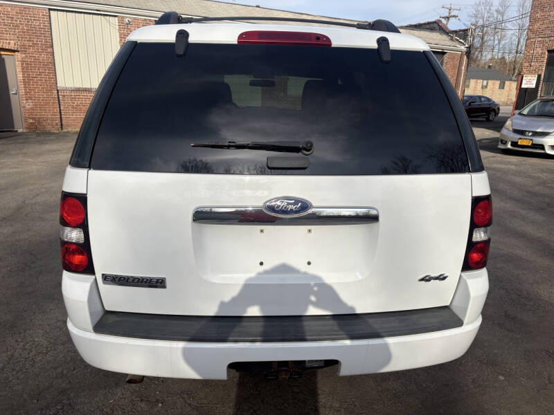 2010 Ford Explorer XLT
