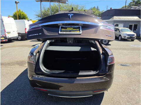 2013 Tesla Model S Performance