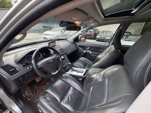 2013 Volvo XC90 3.2 R-Design Platinum