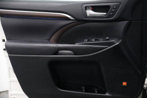 2016 Toyota Highlander