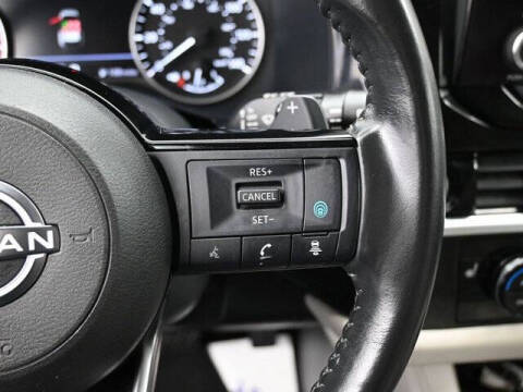 2022 Nissan Pathfinder SV