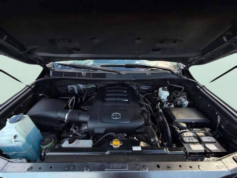 2017 Toyota Tundra SR5