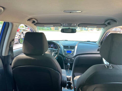 2013 Hyundai Accent GS