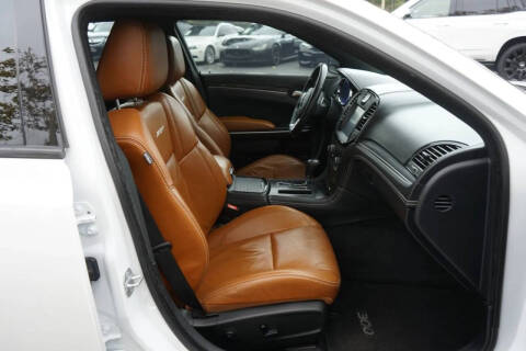 2014 Chrysler 300 SRT8