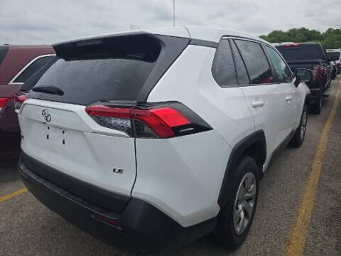 2023 Toyota RAV4 LE