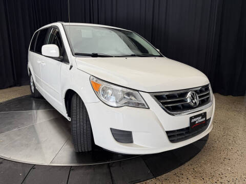 2012 Volkswagen Routan SE