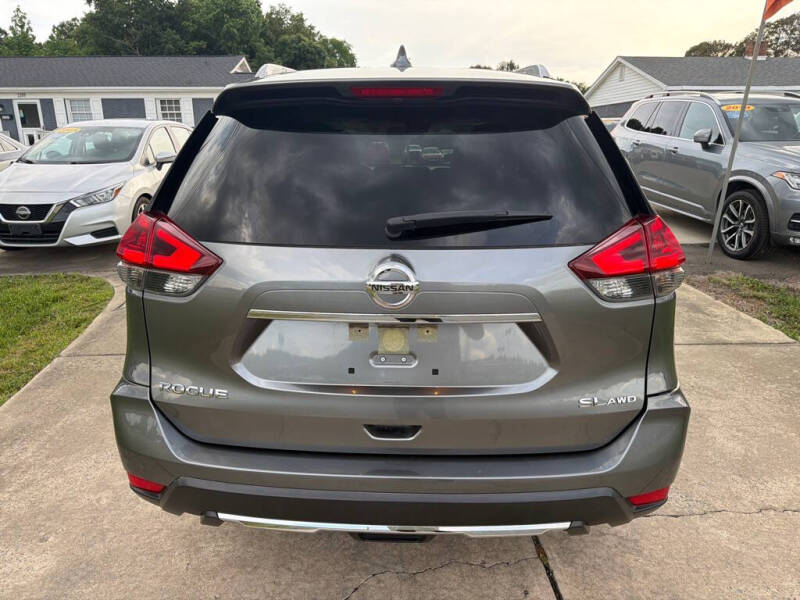2018 Nissan Rogue SL