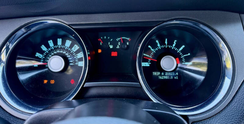 2012 Ford Mustang V6