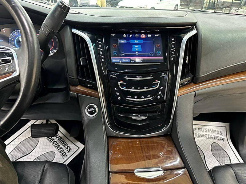 2018 Cadillac Escalade Premium Luxury