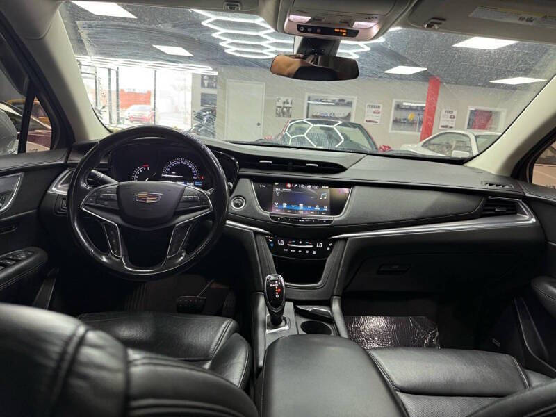 2019 Cadillac XT5 Premium Luxury