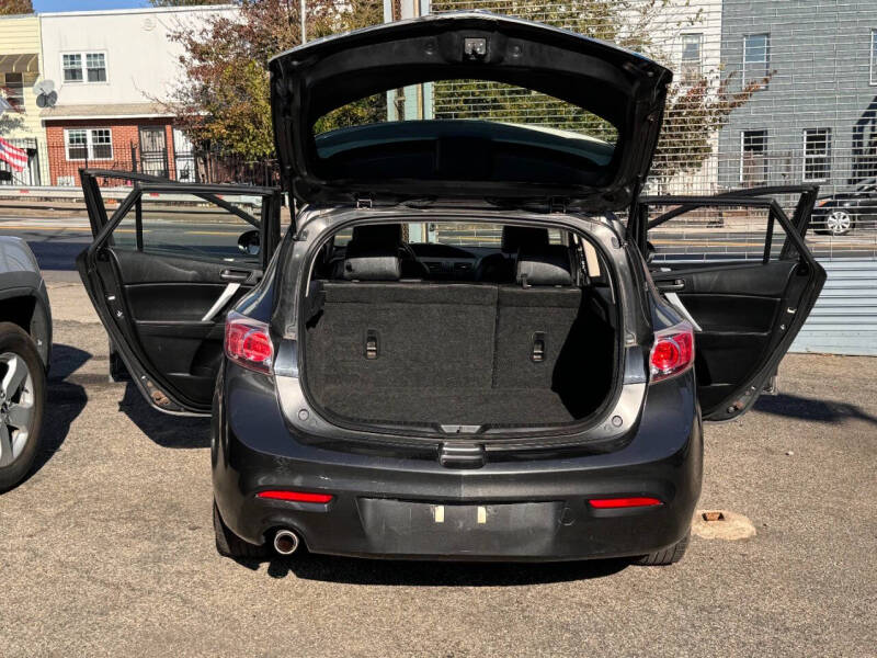 2012 Mazda MAZDA3 i Grand Touring