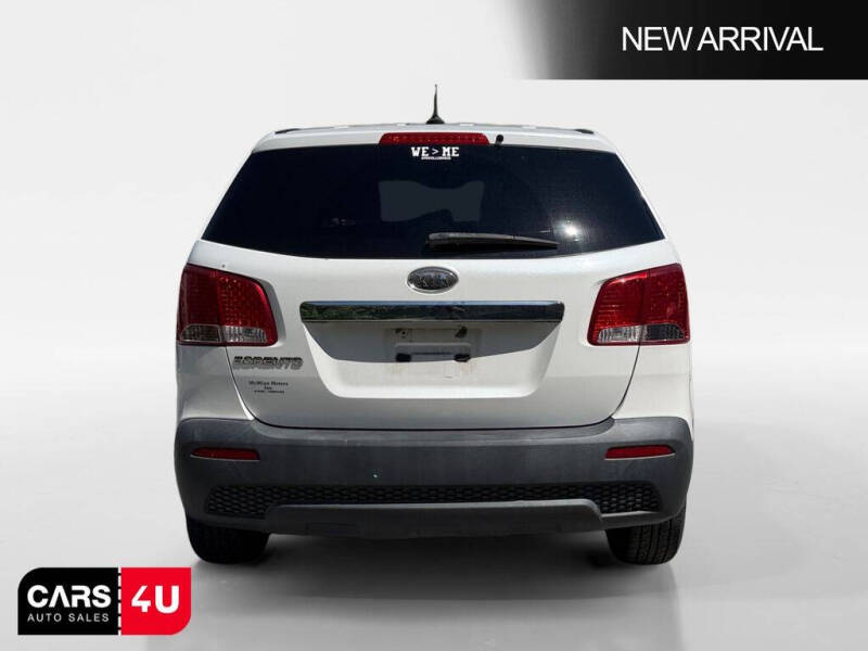 2011 Kia Sorento LX