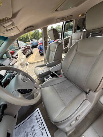 2015 Nissan Quest