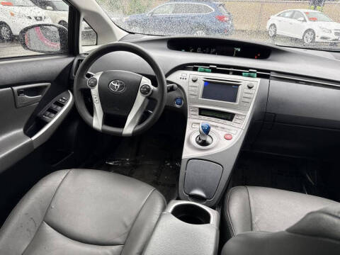 2015 Toyota Prius Two