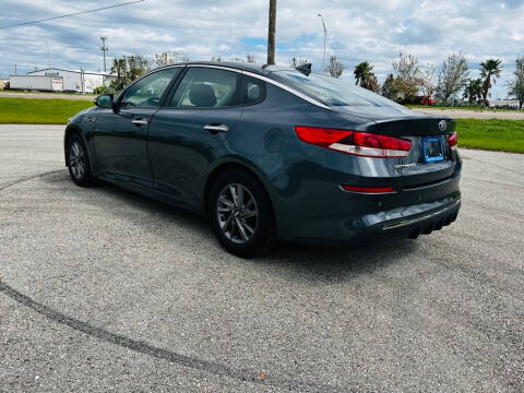2020 Kia Optima LX