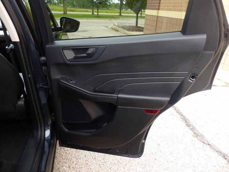 2022 Ford Escape SE