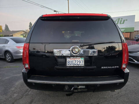 2008 Cadillac Escalade