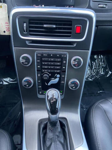 2015 Volvo V60 T5 Premier