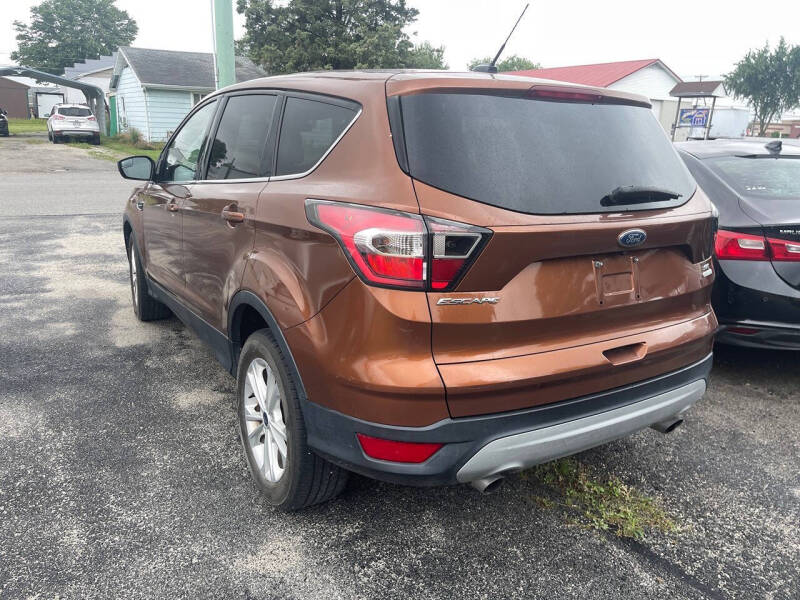 2017 Ford Escape SE