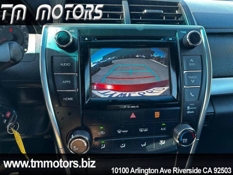 2017 Toyota Camry SE