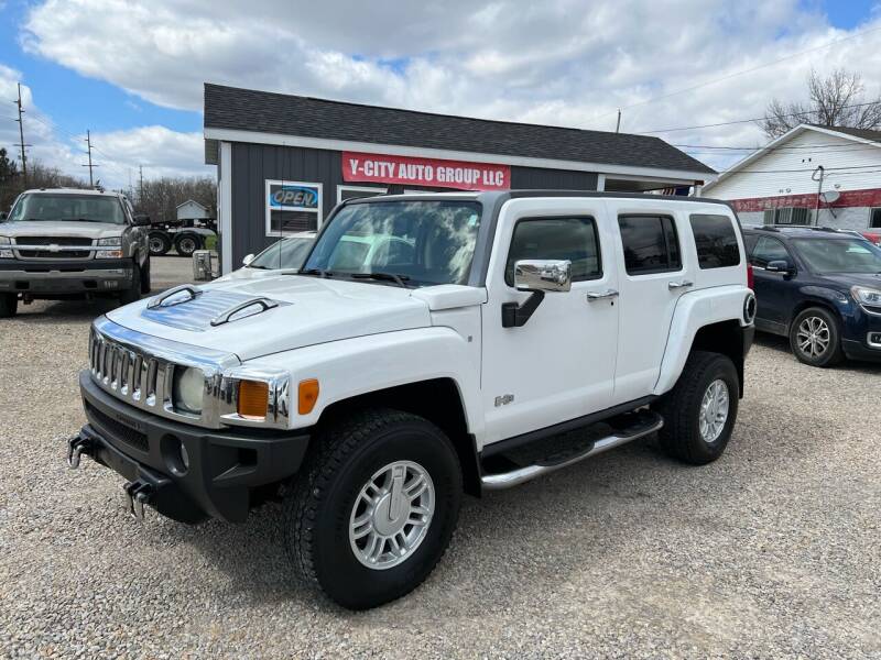 2009 HUMMER H3 for sale at Y City Auto Group in Zanesville OH