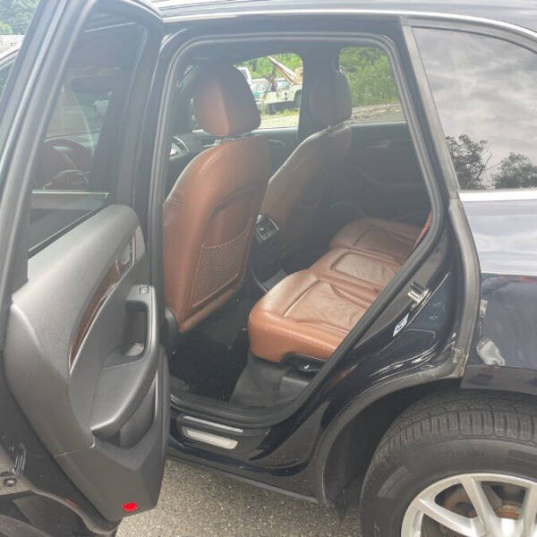 2012 Audi Q5 2.0T quattro Premium Plus