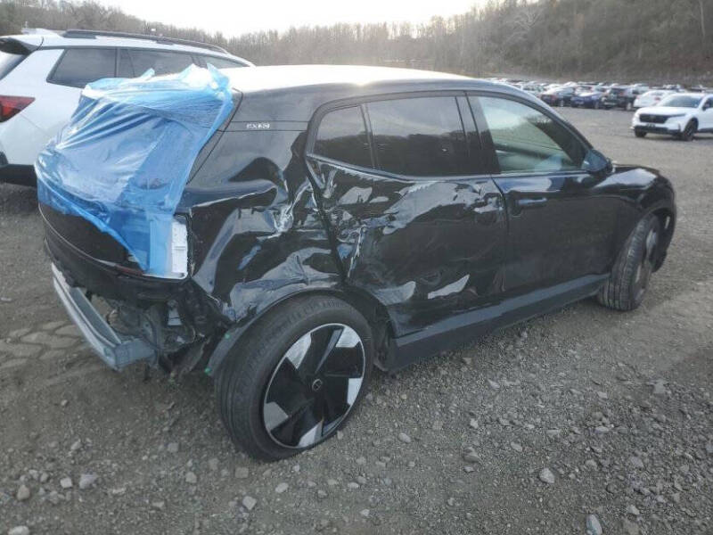 2025 Volvo EX30 Twin Ultra